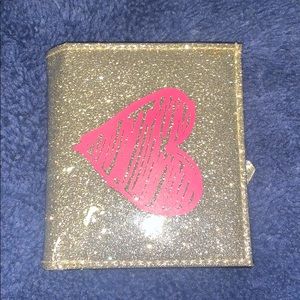 Girls Wallet with glitter and pink heart design <3